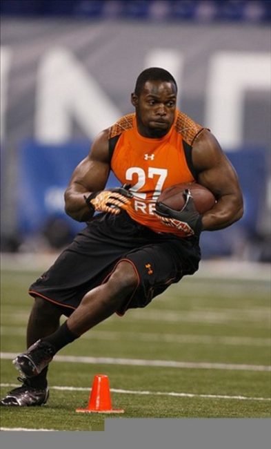 25 Most Jacked Football Players in the NFL | Buzztache