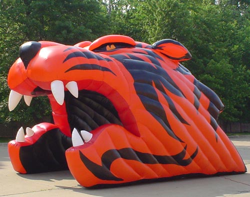 Tiger head inflatable