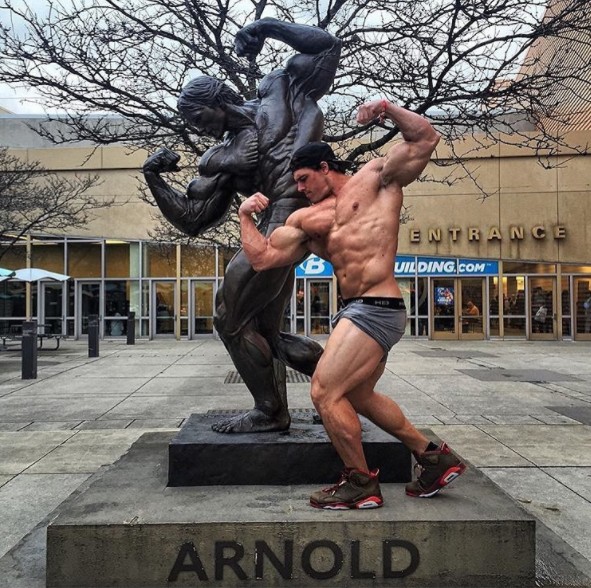 Brad Castleberry Arnold statue