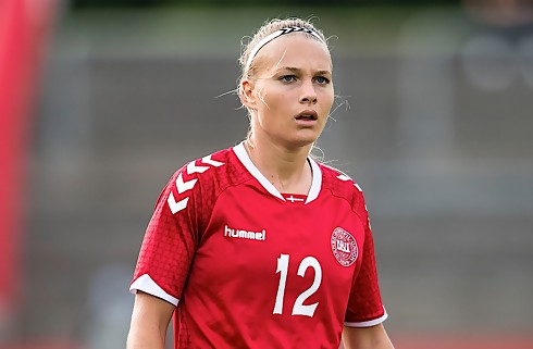 Sexy Female Soccer Players