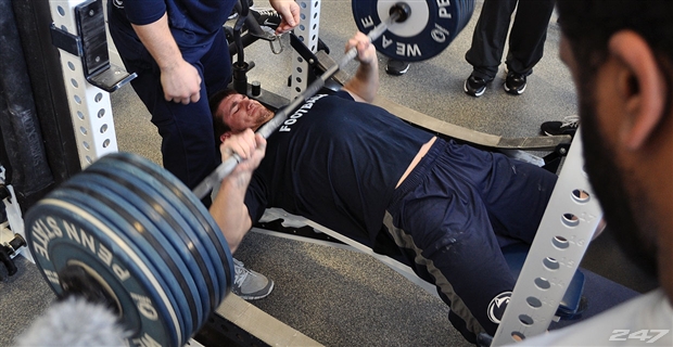 Bench press football training